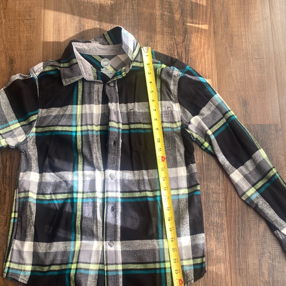 Bundle Wonder Nation Black and White Plaid Shirt - Picture 13 of 16